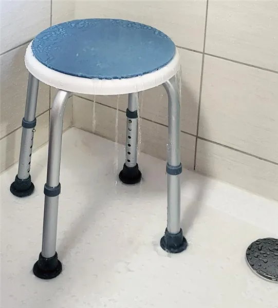 Stolička do sprchy s otočným sedákem nos. 120kg