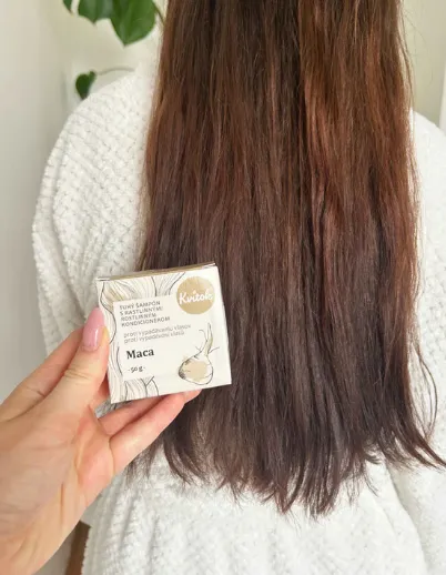 Kvitok Tuhý šampon s kondicionérem Maca - 50 g