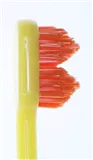 Zubní kartáček Splash Brush 150 světle žlutý 2