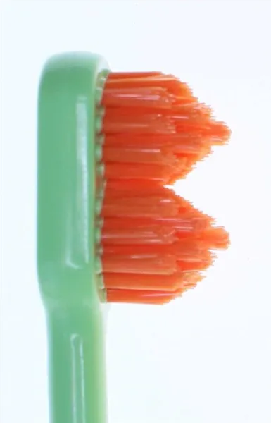 Zubní kartáček Splash Brush 150 světle zelený 2