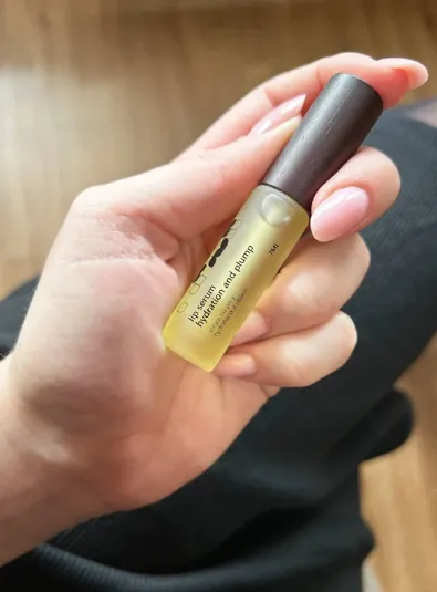 Kvitok Solution Vyplňující sérum na rty (7 ml)