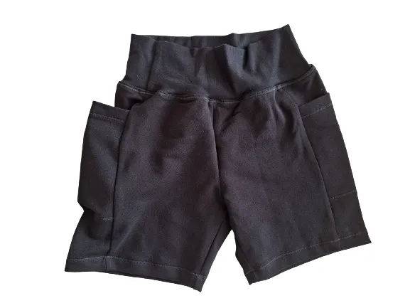 DIA kraťasy na pumpičku černé Unisex 134/140